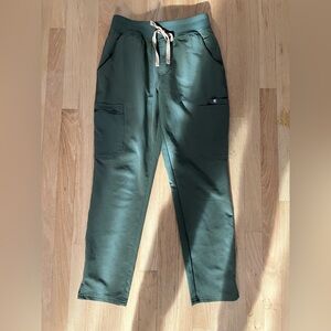Figs Yola Skinny High Waisted Moss Green Petite Scrub Pants
